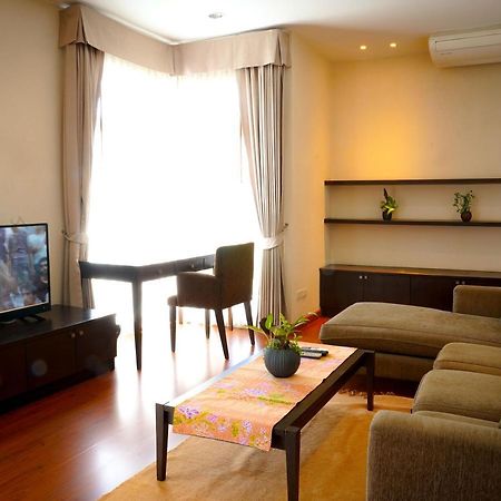Siam Bright Suite Bangkok Esterno foto