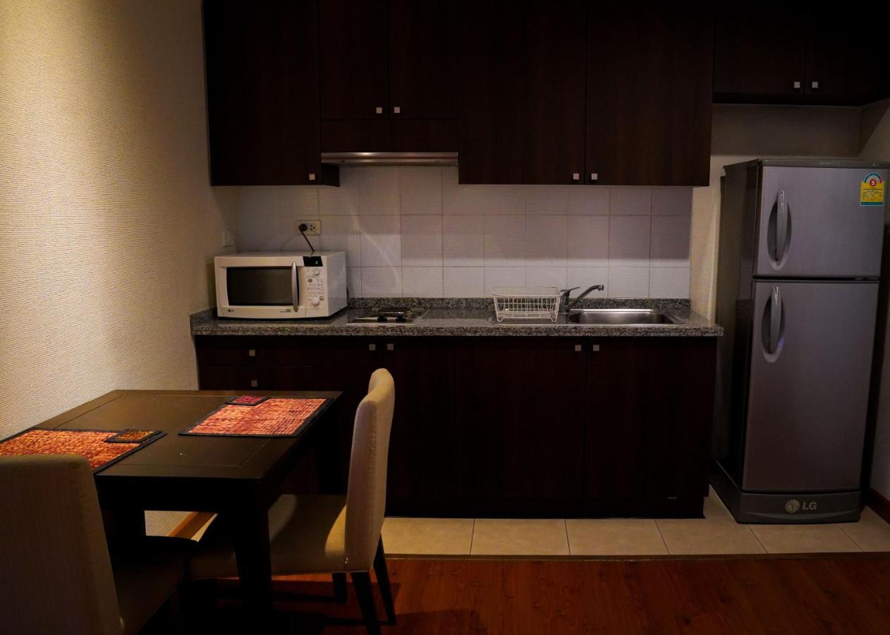 Siam Bright Suite Bangkok Esterno foto