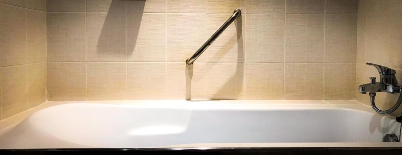 Siam Bright Suite Bangkok Esterno foto