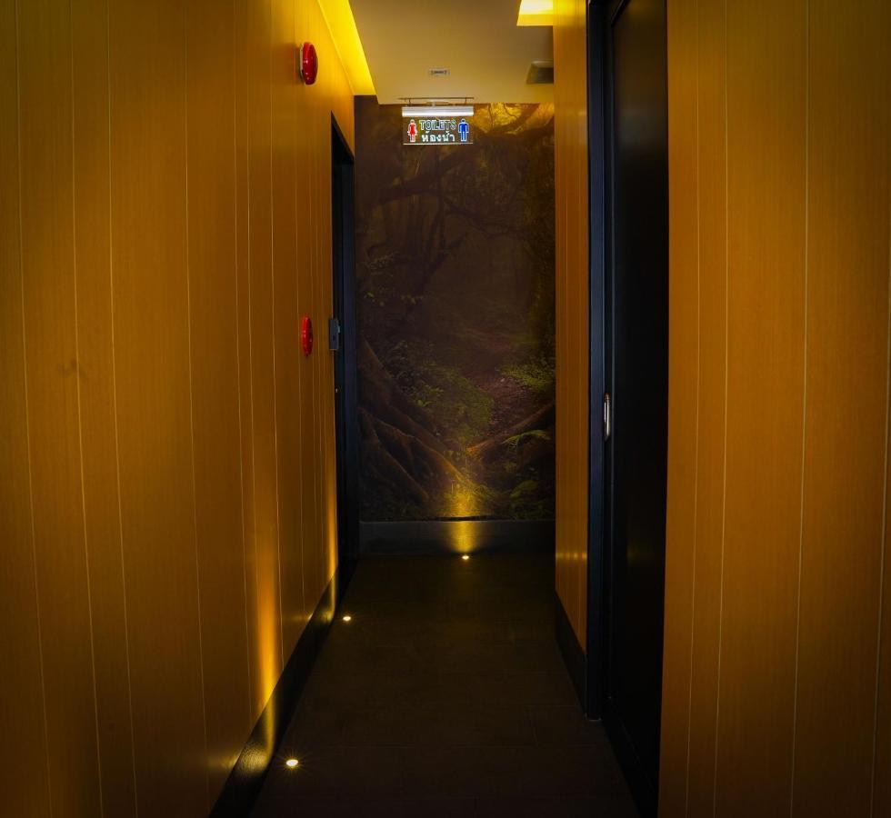 Siam Bright Suite Bangkok Esterno foto